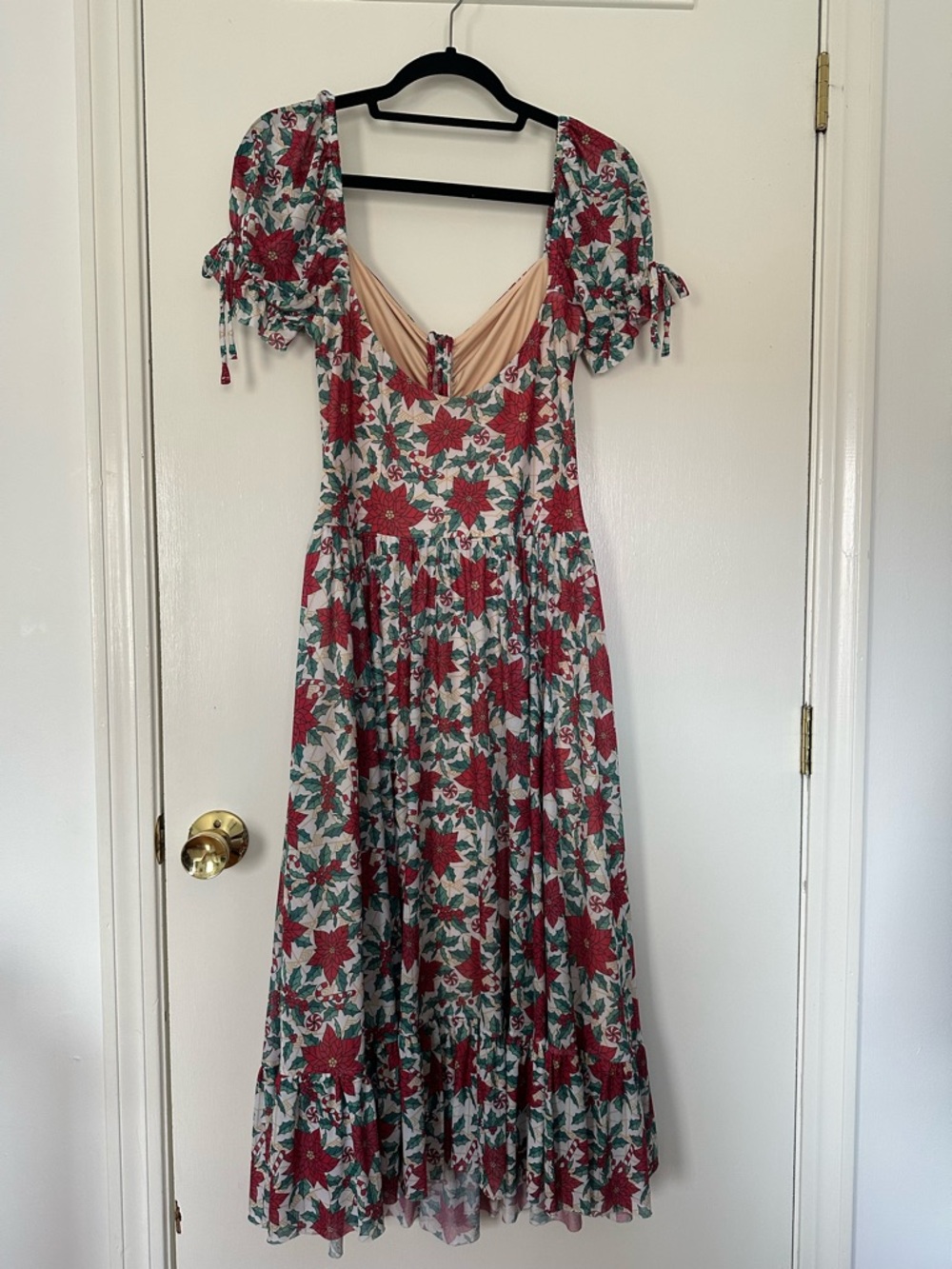 Poinsettia Maxi Christmas Short Sleeve Dress size Large BlackMilk - Picture 2 of 7